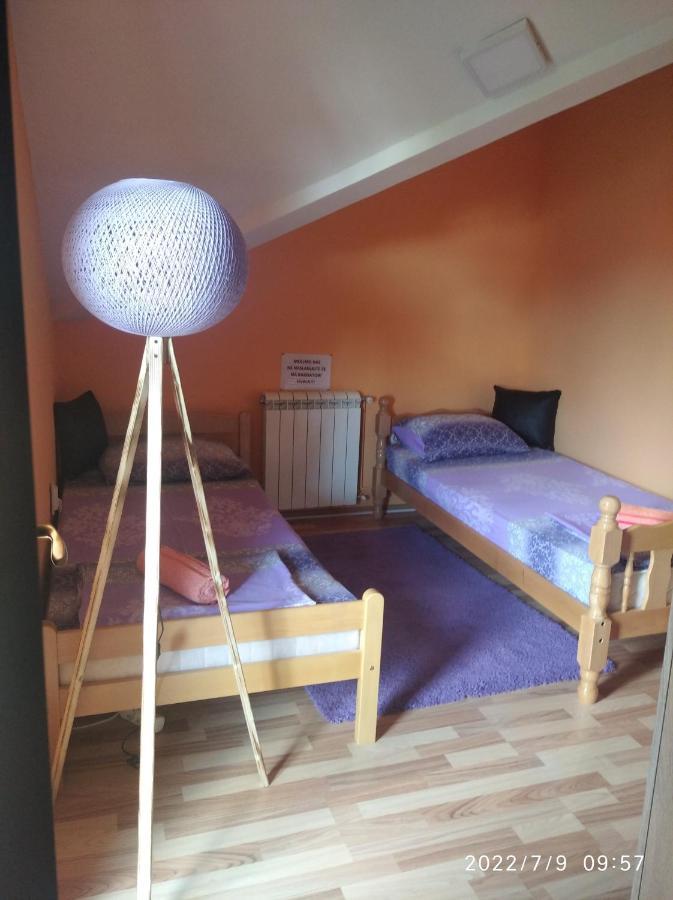 Buric Rooms Nikšić Exteriör bild