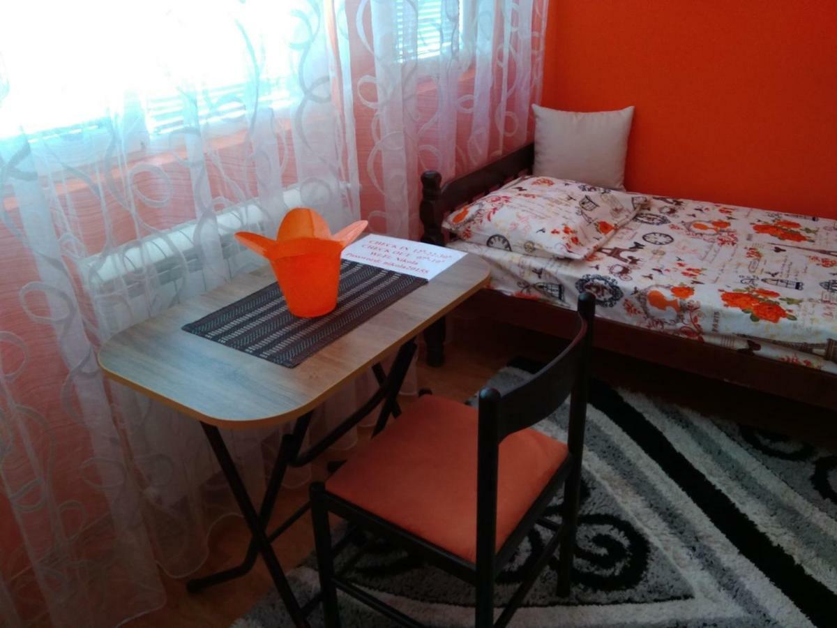 Buric Rooms Nikšić Exteriör bild