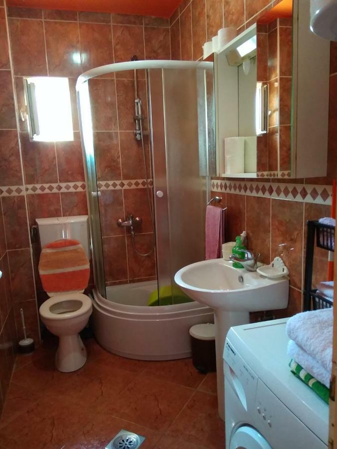 Buric Rooms Nikšić Exteriör bild