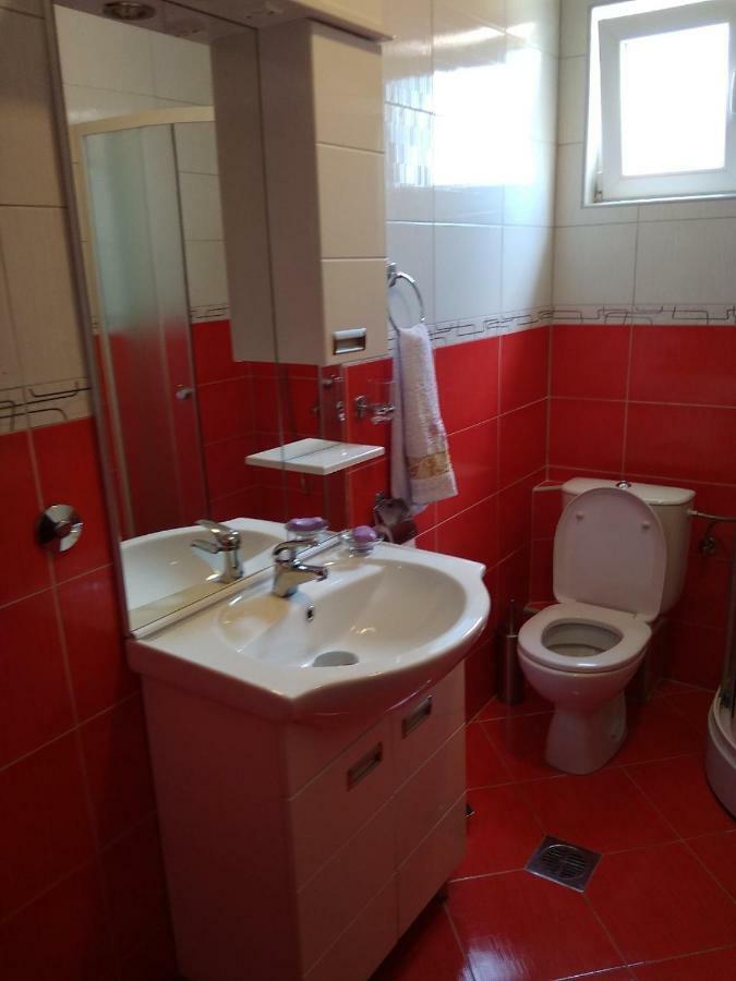 Buric Rooms Nikšić Exteriör bild