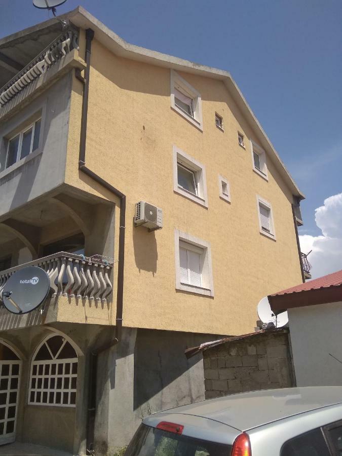 Buric Rooms Nikšić Exteriör bild
