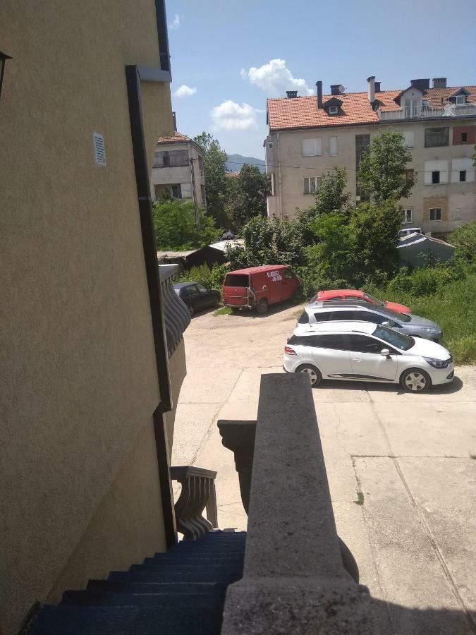 Buric Rooms Nikšić Exteriör bild